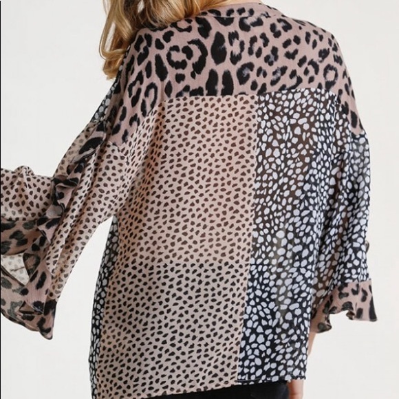 Multi Print Animal Top - Picture 9 of 10
